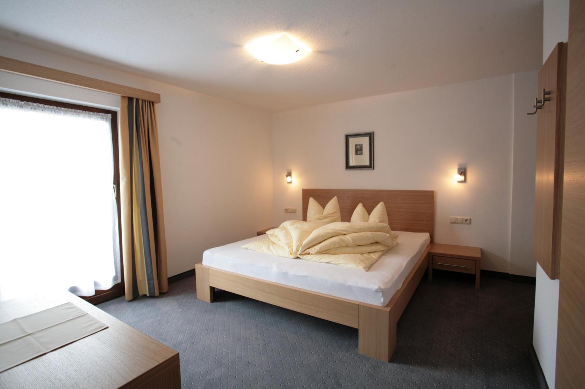 Apartmenthaus Jörg Serfaus Zimmer foto